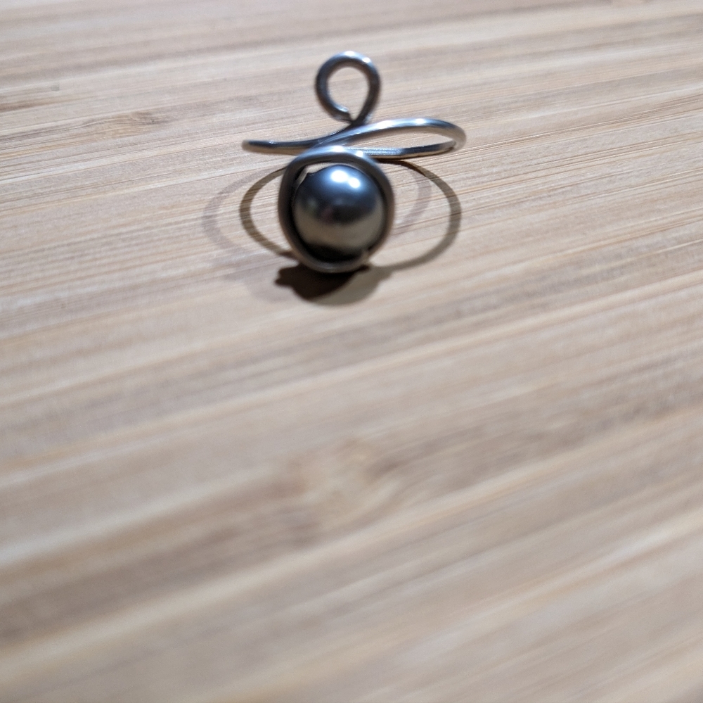 Handmade Silver Ring with Dark Silver Bead Size 7